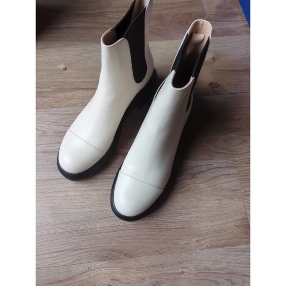 Stuart Weitzman Norah Leather Platform Chelsea Boots Womens 8 C Wide - Picture 12 of 16